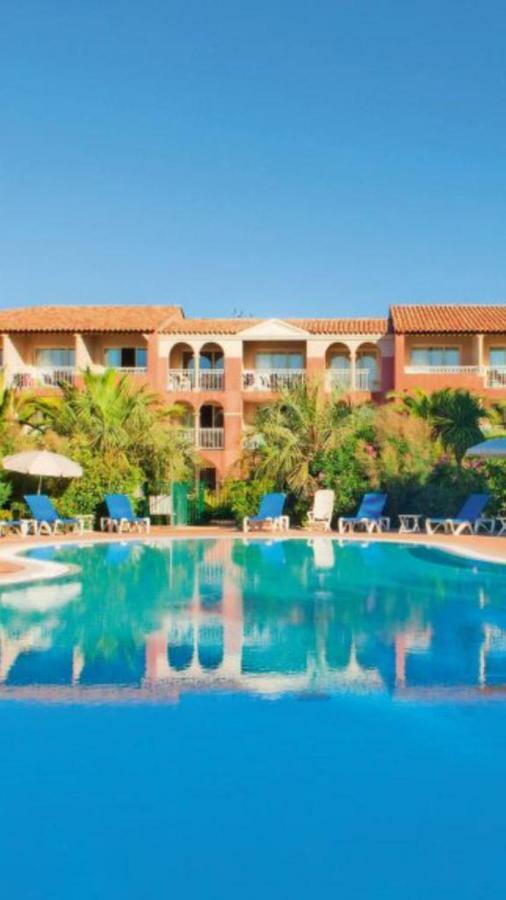 Entre Mer Et Piscine Hyères Екстериор снимка